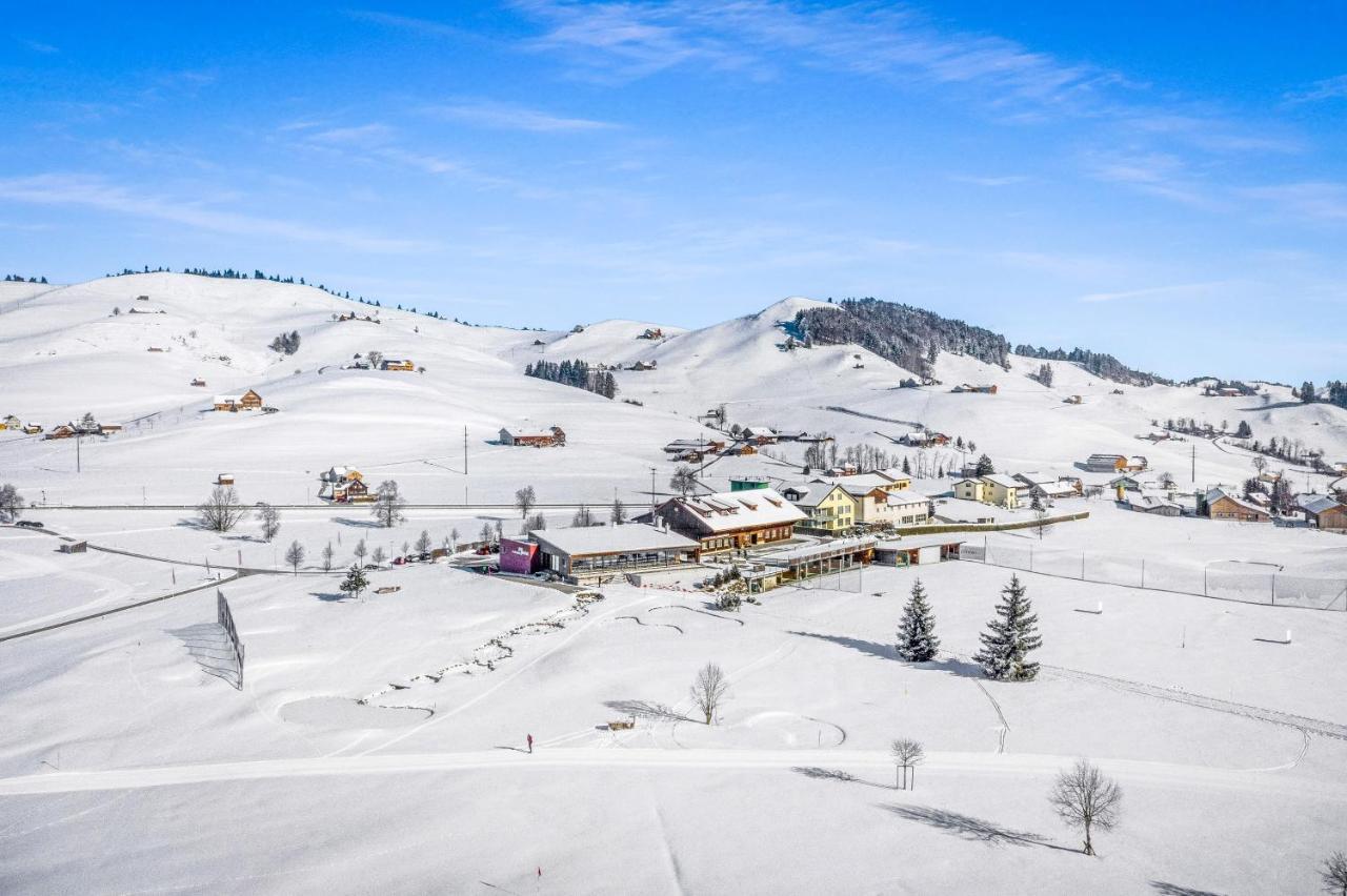 Swiss Mountain Golf-Restaurant Gonten ภายนอก รูปภาพ